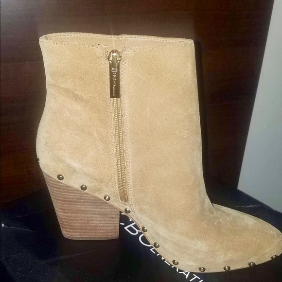 COPY - BCBGeneration Jonnie Boots Size 10M - Picture 4 of 7